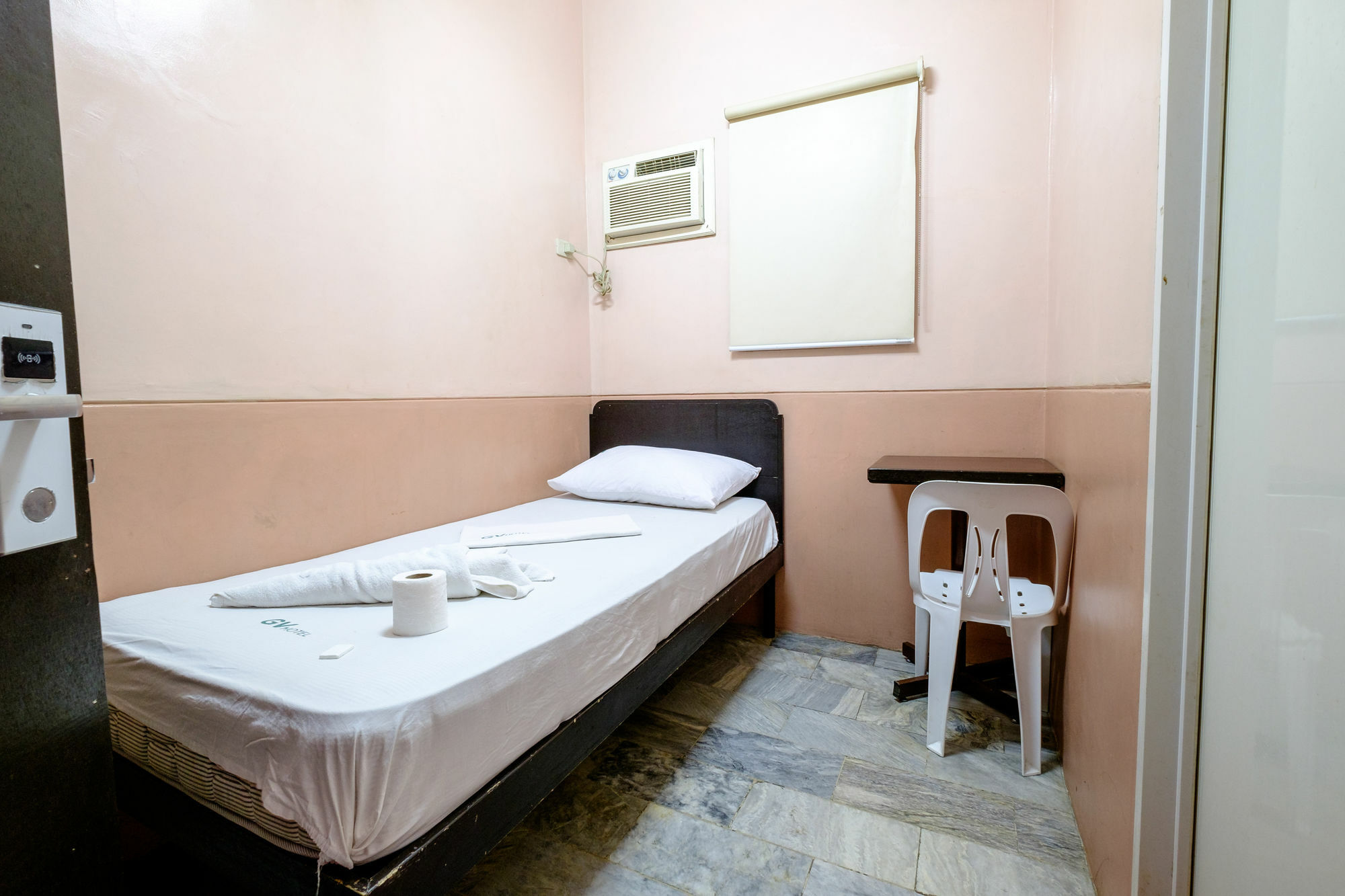 Gv Hotel - Ozamiz Exterior photo